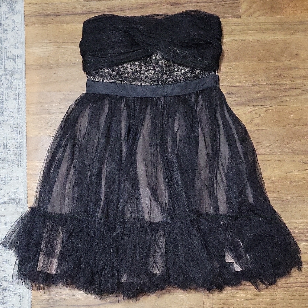 🔴2/$15 Foreign Exchange Dress